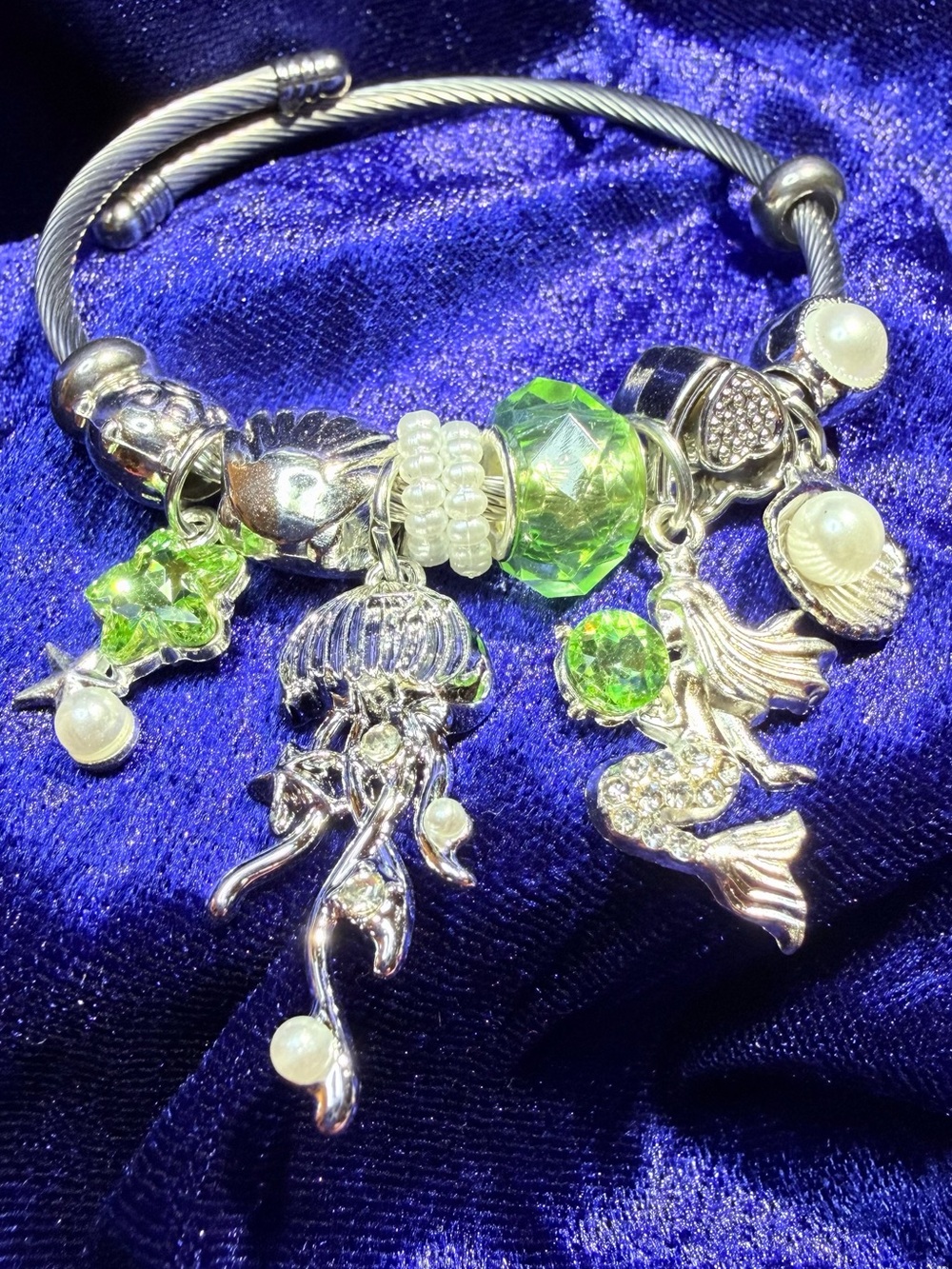 New Ocean Themed Charm Bracelet w Jelly Fish, Mermaids, Shells and more.